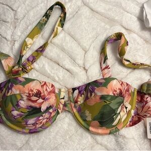 Express green floral Color Block Balconette Body Contour bikini Top size XS NEW